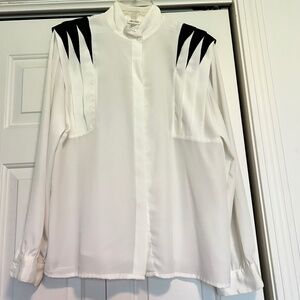 Nicola Chic White Blouse